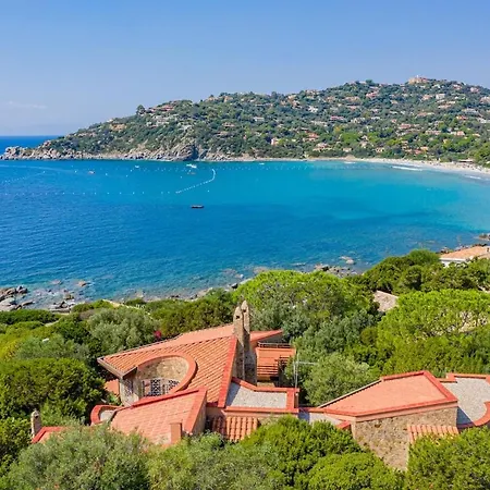 Stella Maris - Sea Front & Direct Sea Access